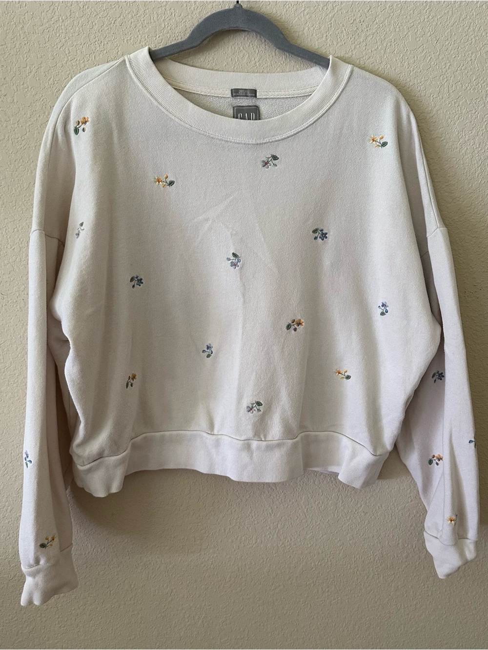 GAP Cream Crewneck Sweatshirt size Large